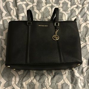 Black Michael Kors Tote Purse